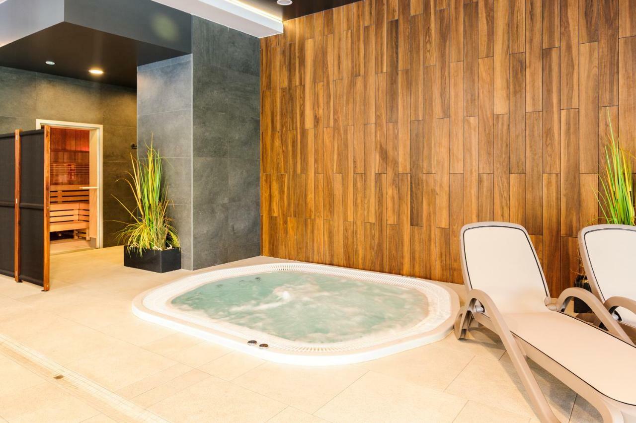 Green Point Apartment Kolobrzeg Ngoại thất bức ảnh
